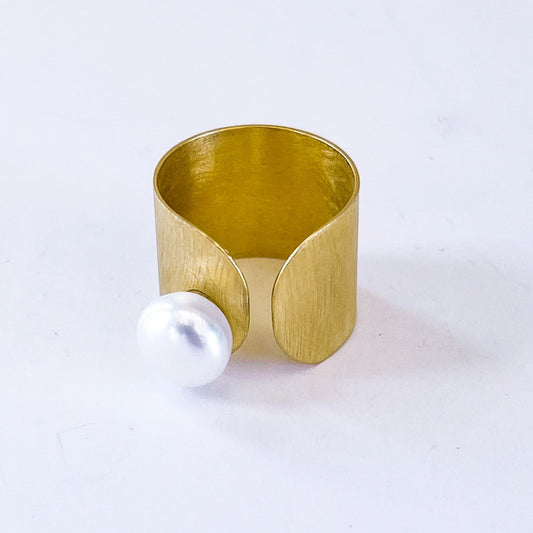 Adjustable Cigar Ring With Pearl